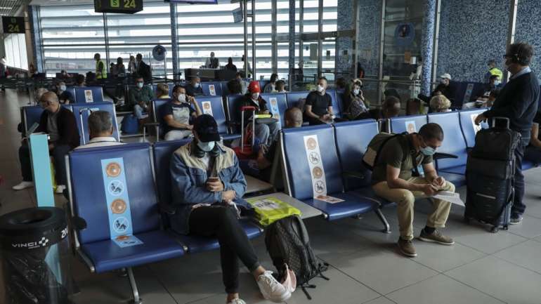 Miguel Guimarães apontou para o facto de os aeroportos dos arquipélagos dos Açores e da Madeira já terem medidas mais restritivas em relação aos aeroportos do continente