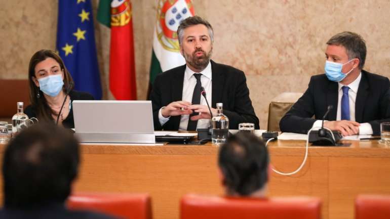 O ministro falava numa audição parlamentar na comissão de Economia, Inovação, Obras Públicas e Habitação