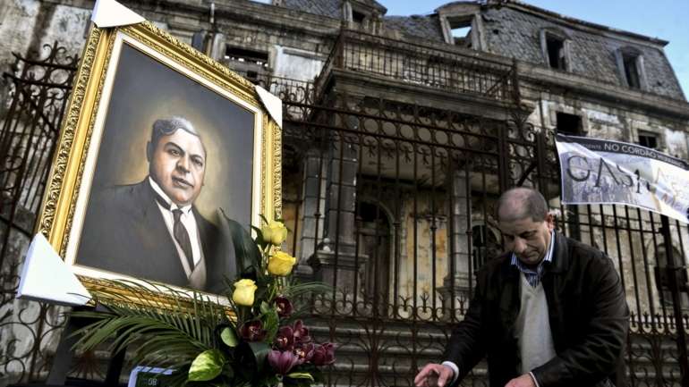 Joacine Katar Moreira propõe que o corpo continue no concelho de Carregal do Sal, terra onde nasceu e viveu Aristides de Sousa Mendes