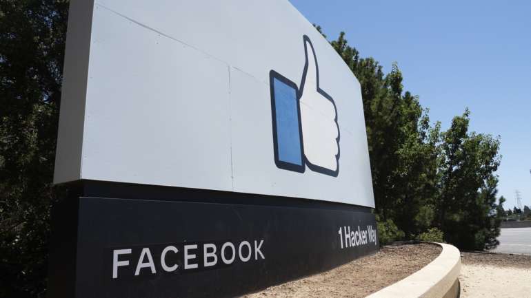 A empresa alega que "as pessoas têm o direito de ter uma conversa privada online"