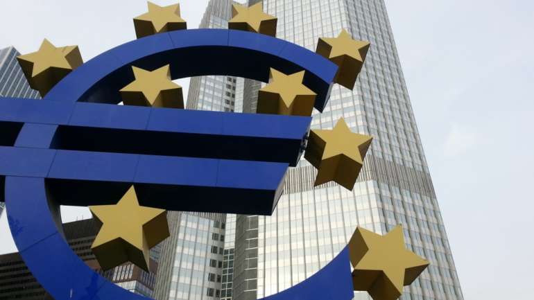 "Os meios para conter a subida das taxas dos juros da dívida francesa devem ser encontrados primeiro em França", afirma o BCE