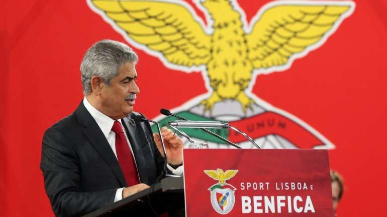 Luís Filipe Vieira foi eleito pela primeira vez presidente do Benfica em 2003, sucedendo a Manuel Vilarinho no cargo