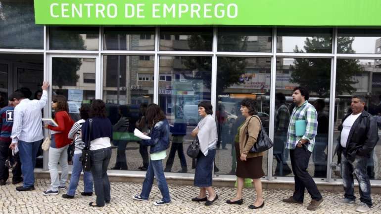 Empréstimos da União Europeia aos estados-membros têmm um montante máximo de 100 mil milhões de euros