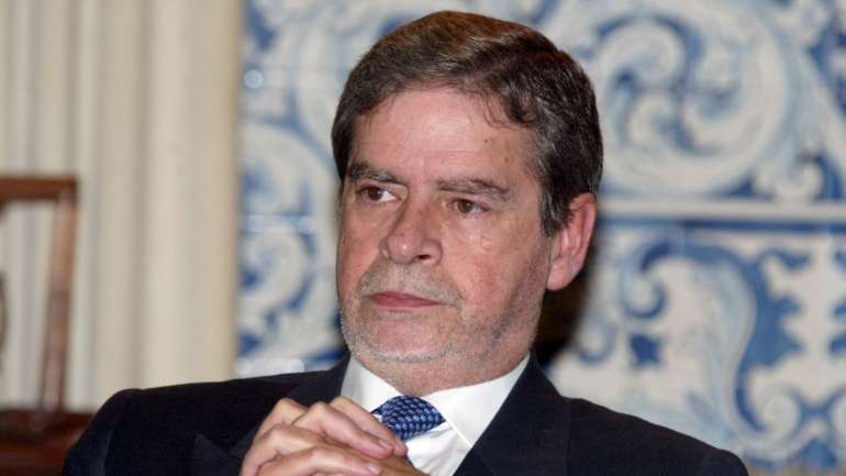 António Franco foi "um embaixador distinto, que exerceu importantes funções ao longo da sua carreira, tendo sido chefe da Casa Civil" do antigo Presidente Jorge Sampaio, acrescenta a nota da Presidência da República divulgada na quarta-feira