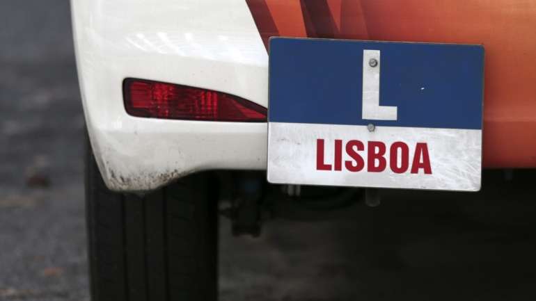 Viatura de instrução de escola de condução