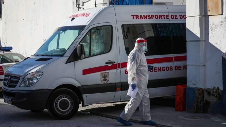 O lar de Reguengos de Monsaraz quer contratar quatro enfermeiros, "pagando-lhe o mesmo de qualquer hospital público"