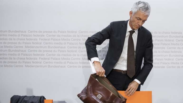 Michael Lauber já tinha sido sancionado com um corte salarial de 8%, pelo Ministério Público da Suíça, por ter mentido e obstruído a investigação disciplinar que era alvo