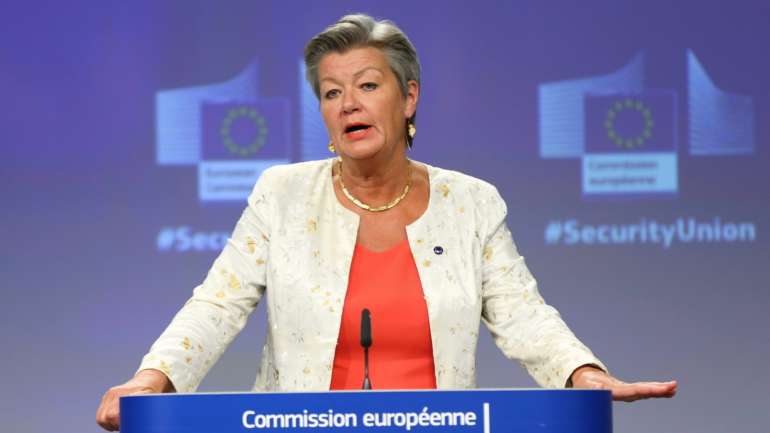 "Os países têm de agir de forma adequada", disse à Lusa a comissária europeia para os Assuntos Internos, Ylva Johansson