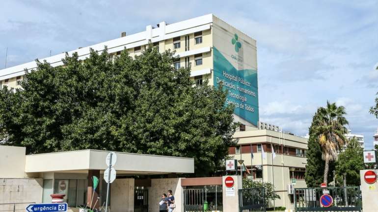 Há um apartamento, a partir de agora, disponível, gerido em conjunto entre o município e a Unidade Local de Saúde