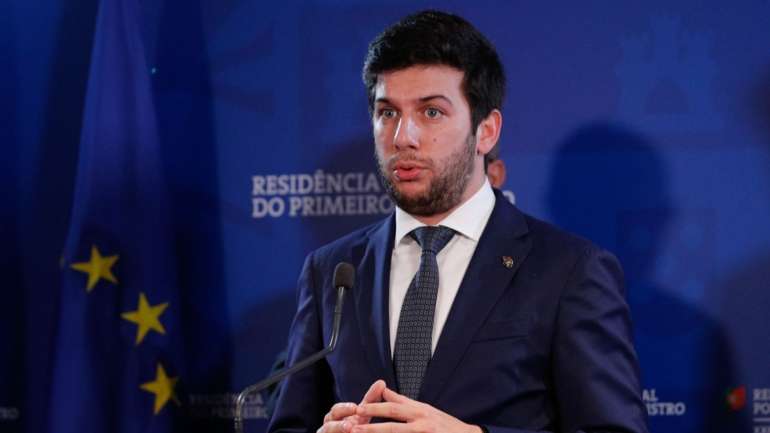 Francisco Rodrigues dos Santos quer que se apure a responsabilidade do Governo no processo