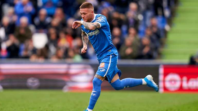 Antunes esteve nas últimas três épocas no Getafe, tendo feito apenas três jogos após ter contraído uma lesão grave no joelho