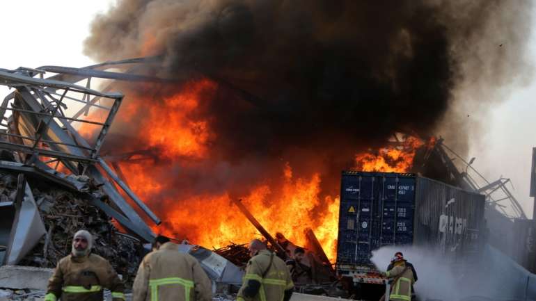 As explosões no porto de Beirute, no Líbano, causam mais de 100 mortos e mais de 4 mil feridos