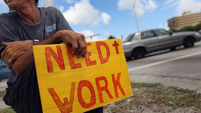 O ministério indica ainda que até agora o complemento de estabilização chegou a cerca de 300 mil trabalhadores e teve um impacto financeiro de 48 milhões de euros