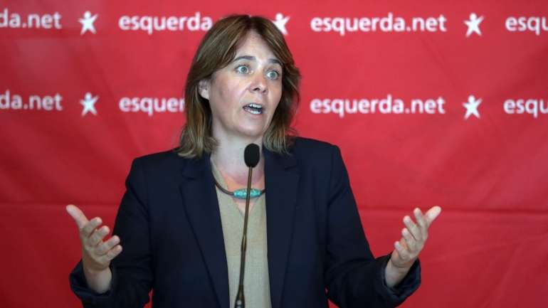 Catarina Martins reiterou que Ana Mendes Godinho "esteve muito mal ao tentar relativizar a tragédia em Reguengos"