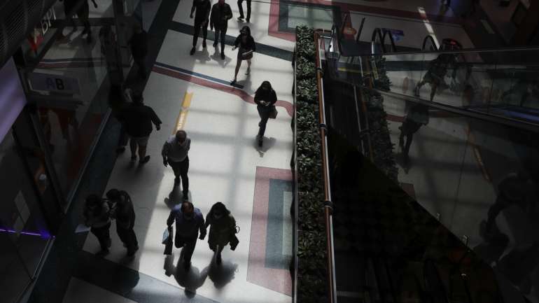 Os cinco acusados estiveram envolvidos, com mais dois menores, nas agressões no centro comercial em Matosinhos