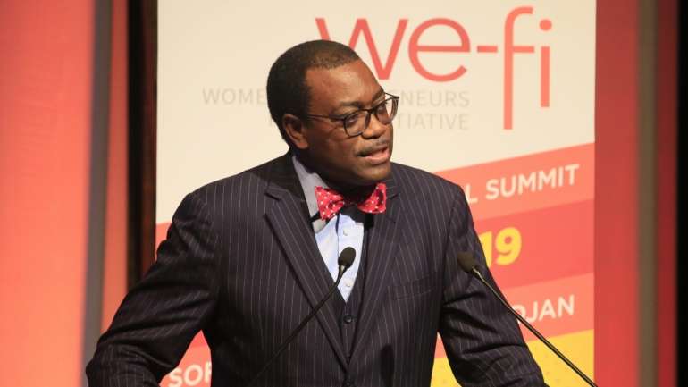 No discurso de boas vindas aos Encontros, Akinwumi Adesina lembrou os 10 mil milhões de dólares disponibilizados para ajudar os países africanos