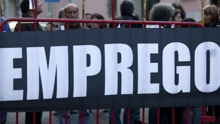 Os destinatários dos estágios Ativar.pt são desempregados inscritos no IEFP até 30 anos ou desempregados com mais de 30 anos se estiverem em situação de desemprego há mais de 12 meses