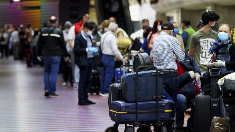 Nada impede que possam continuar a ser emitidos vouchers ou a promover-se o reagendamento da viagem