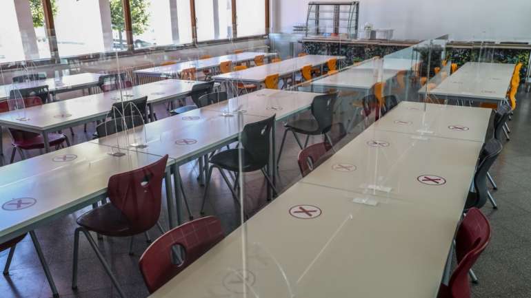 Objetivo da instituição é minimizar o risco de contágio e conseguir manter a escola aberta o máximo possível