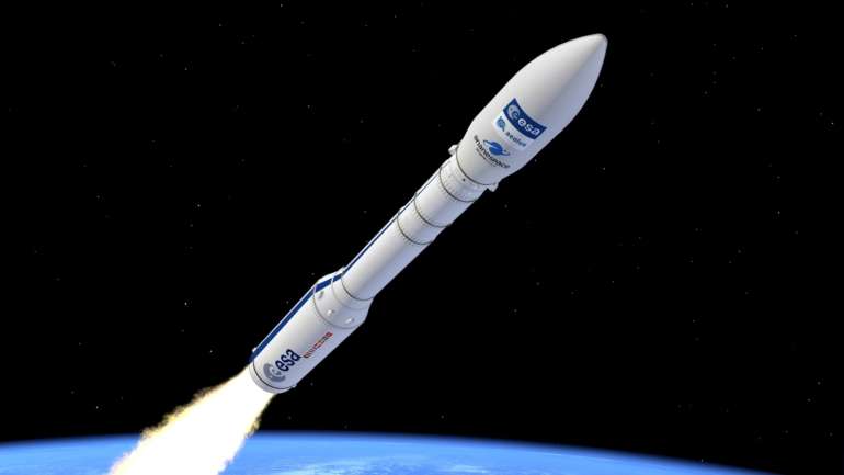 O Vega transportou sete microssatélites com peso de 15 a 150 kg, além de 46 CubeSat (satélite de pequenas dimensões usado para pesquisas espaciais), todos libertados a cerca de 515 km e 530 km de altitude. O satélite final foi lançado cerca de 104 minutos após a descolagem.