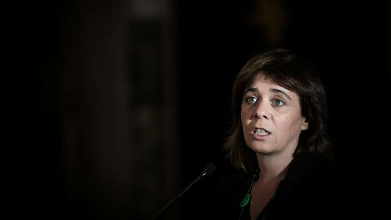Catarina Martins disse que, em tempos de crise, "é preciso fazer escolhas"