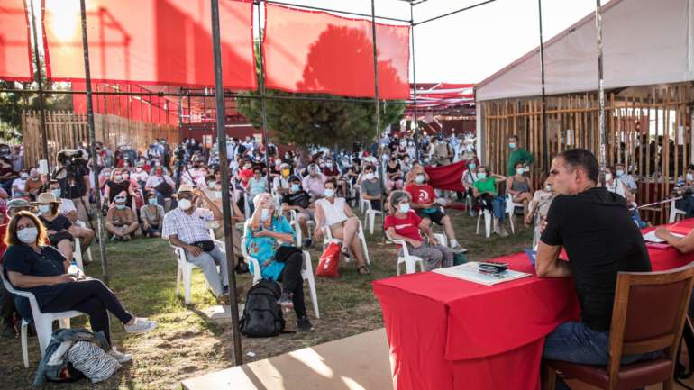 O humorista foi militante do PCP apenas pro dois anos (entre os 24 e os 26) e esteve a falar sobre os limites do humor na festa, juntando mais de 300 pessoas.
