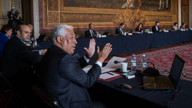 Governo volta a reunir-se no Palácio da Ajuda para atualizar as medidas de saúde pública da pandemia esta quinta-feira