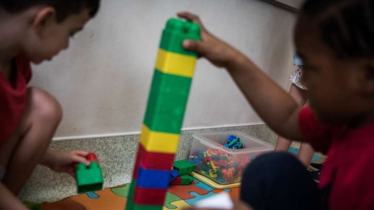 Crianças tinham entre dois e três anos.