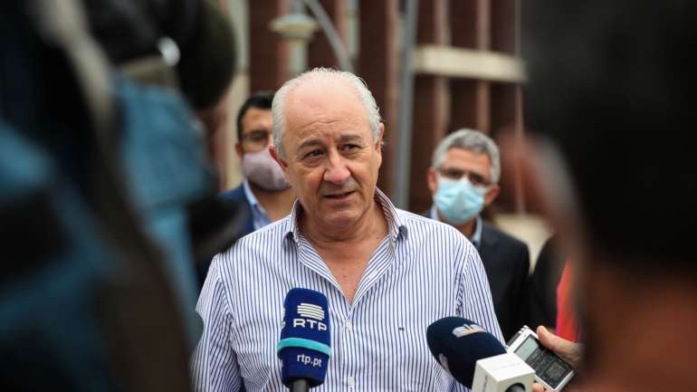 Para Rui Rio, líder do PSD, a ação política "não deve ser ditada por imperativos de ordem emocional ou de simpatia clubística"