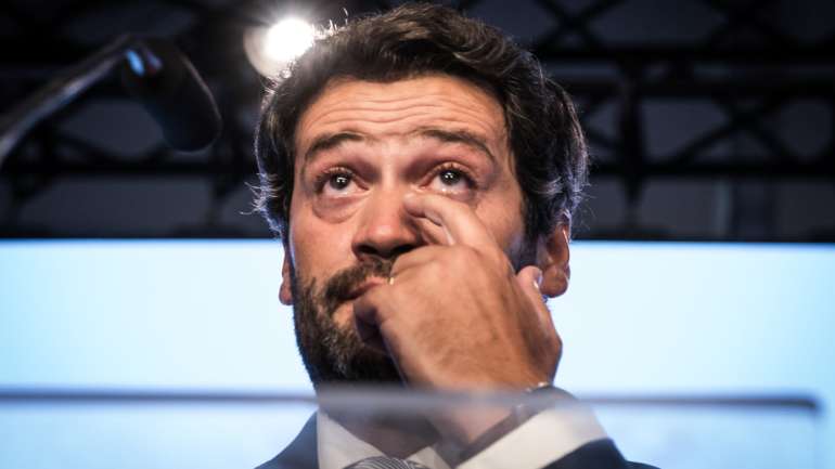 Presidente do Chega protagonizou um momento com alguma carga dramática ao sugerir que iria demitir-se