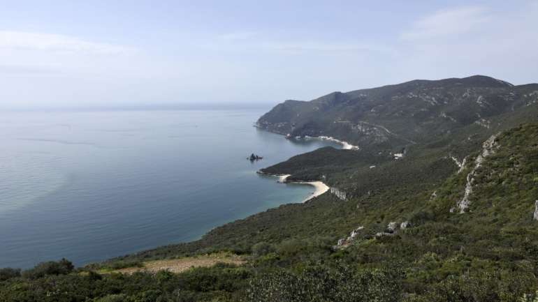 O Parque Natural da Serra da Arrábida foi criado, enquanto área protegida, em 1976