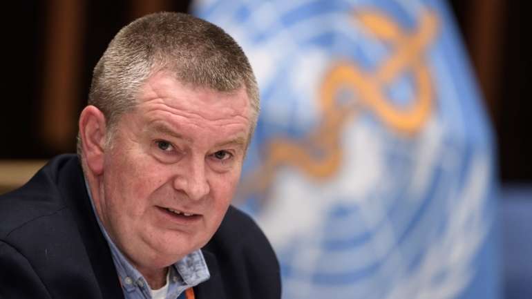 O diretor do programa de emergências sanitárias da OMS, Michael Ryan, lembra que em nove meses de pandemia morreram mais de 984 mil pessoas
