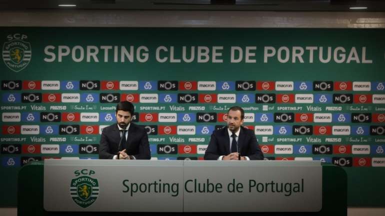 Frederico Varandas, presidente do Sporting e da Sporting SAD, e Francisco Salgado Zenha, vice e administrador com o pelouro financeiro, foram respondendo às questões dos acionistas presentes