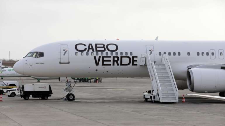 Os dois países têm "excelentes relações de amizade e cooperação", indica o Governo cabo-verdiano, que saudou "a dinâmica positiva registada nas ligações aéreas entre os dois países, com a Royal Air Maroc a operar voos diretos entre Casablanca e Praia e, mais recentemente, entre Casablanca e Sal