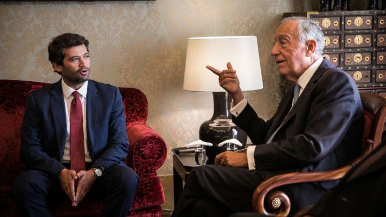 Sondagem do Expresso dá Marcelo Rebelo de Sousa eleito à primeira volta e o partido de André Ventura arrisca-se a ser o maior beneficiado num cenário de crise política