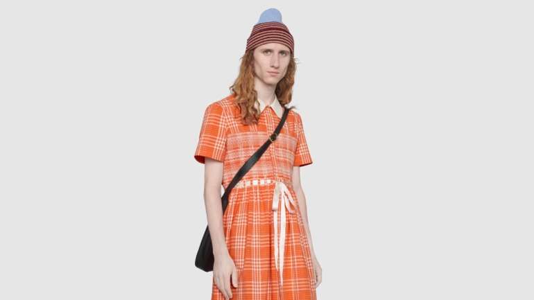 Desde que assumiu o cargo de diretor criativo da Gucci em 2015, Alessandro Michele impulsionou a tendência sem género dentro da marca italiana