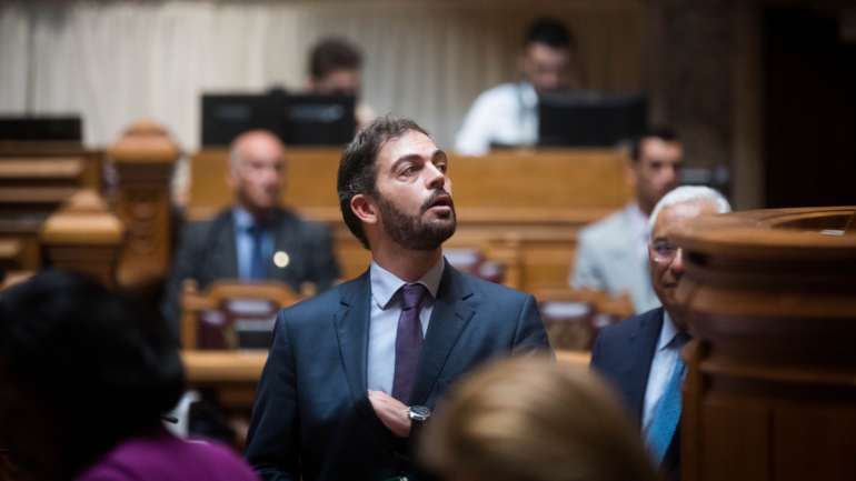 Duarte Cordeiro, secretário de Estado dos Assuntos Parlamentares, já tinha indicado que haveria um aumento, sem quantificar.