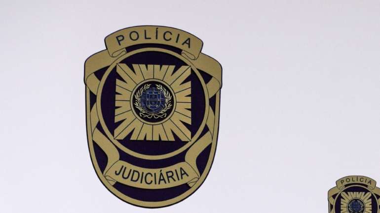 Há cerca de um ano foi noticiado que o fisco tinha denunciado, em 2017, suspeitas de corrupção na legalização de imigrantes