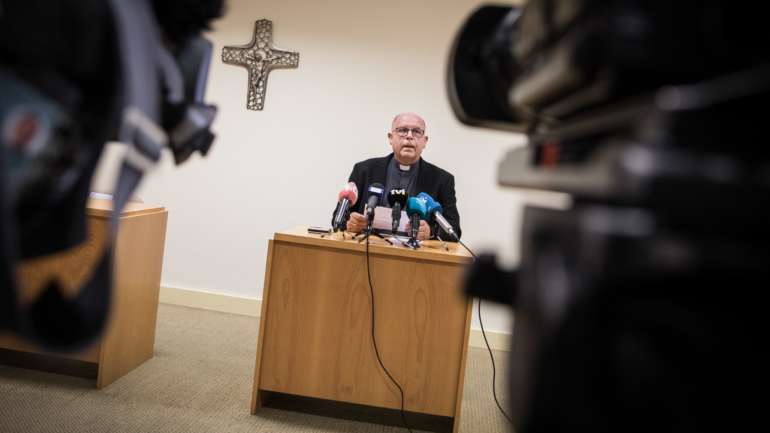 O padre Manuel Barbosa falou aos jornalistas na tarde desta segunda-feira em Fátima