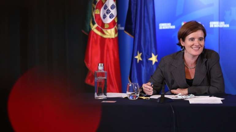 O Governo espera que a Assembleia faça um "debate profundo" sobre a obrigatoriedade da aplicação