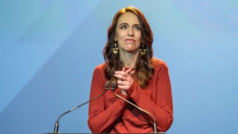 Jacinda Arden, 40 anos, assegurou um segundo mandato com 49% dos votos