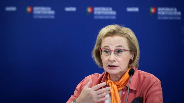 Graça Freitas respondeu a várias perguntas de jornalistas esta segunda-feira, em conferência de imprensa (imagem de arquivo)