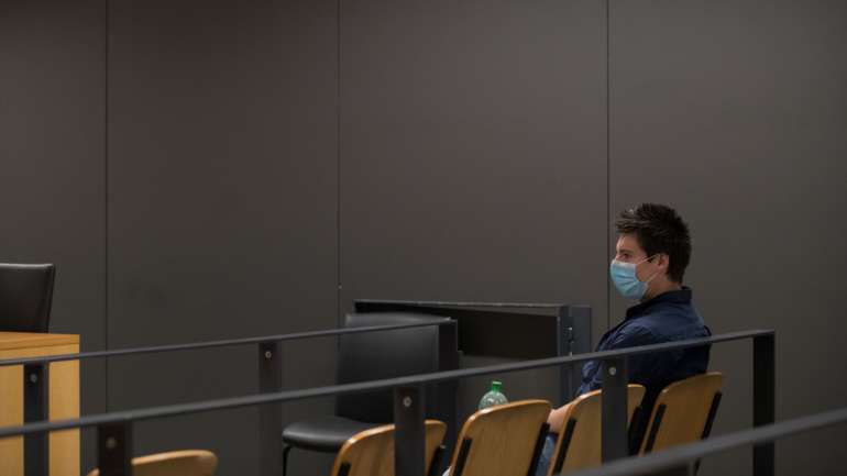 Defesa de Rui Pinto quer fazer peritagem a um apenso da prova recolhida pela PJ