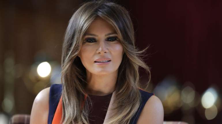 Melania Trump deveria viajar até à localidade de Erie, juntamente com o marido, Donald Trump, para aquele que seria o seu primeiro comício em vários meses