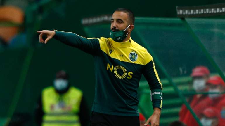 Rúben Amorim fica impedido de orientar a partir do banco a equipa do Sporting na visita ao Santa Clara