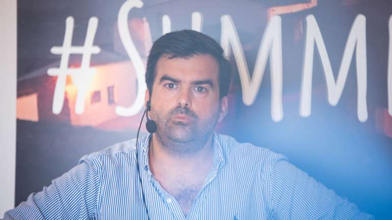O deputado social-democrata diz que processo de nomeação é "preocupante e assustador" e acusa Fátima Madureira de falta de qualificações para o cargo