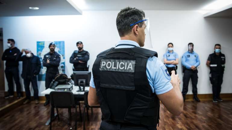 Os dois detidos foram presentes, na segunda-feira, no Tribunal da Relação de Évora, tendo consentido na sua entrega às autoridades cipriotas, segundo o Ministério Público