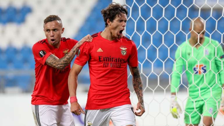 Darwin Núñez abriu o livro em Poznan, fazendo o segundo hat-trick da carreira que valeu ao Benfica a primeira vitória no terceiro jogo feito na Polónia
