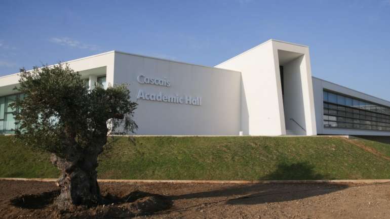 O novo código de conduta da faculdade é de 21 de outubro