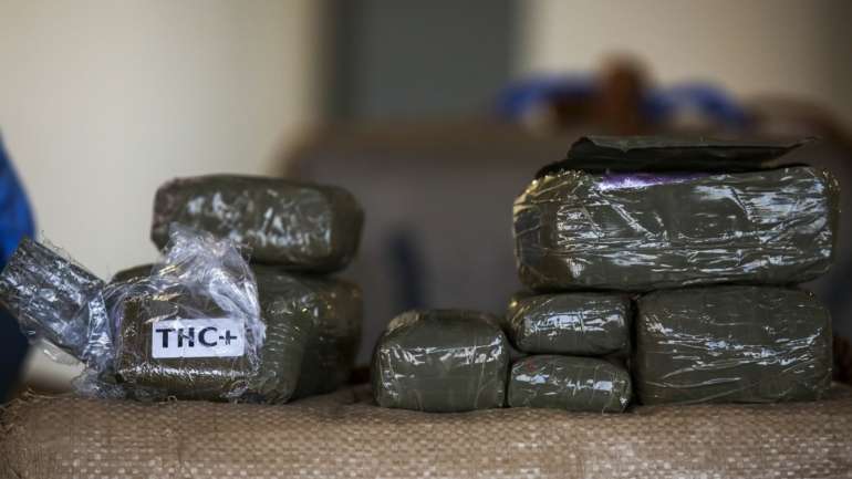 A substância apreendida seria suficiente para a preparação de aproximadamente 50.000 doses individuais